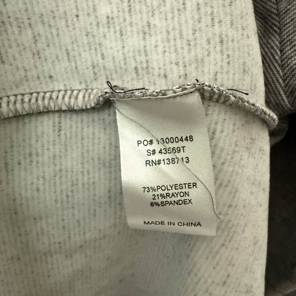 Doe & Rae Gray Hooded sweater/Jacket NWT - Picture 4 of 7
